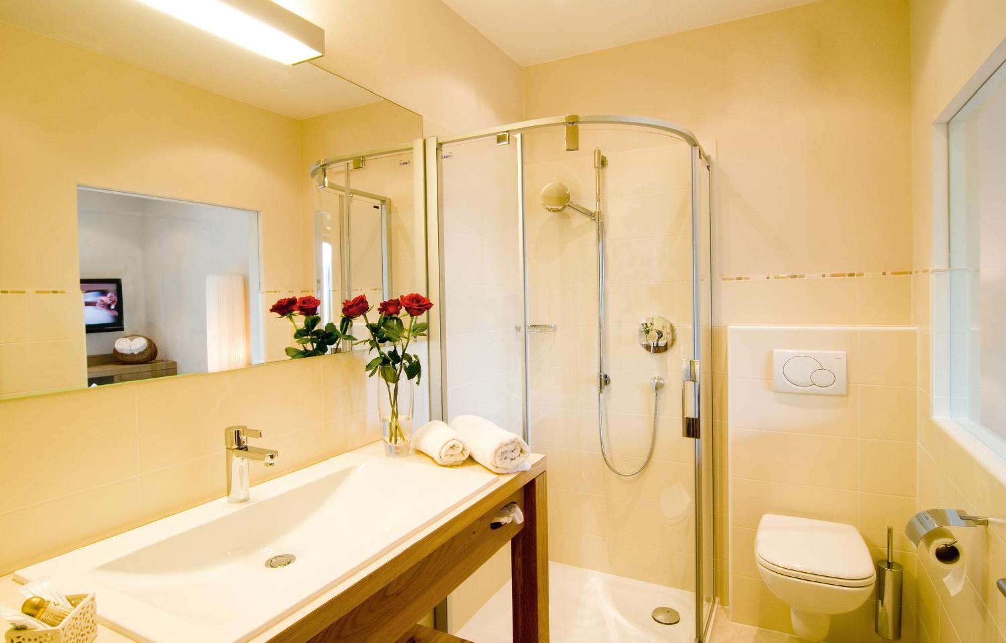Hotel Kronsbuehel Tirolo Dış mekan fotoğraf