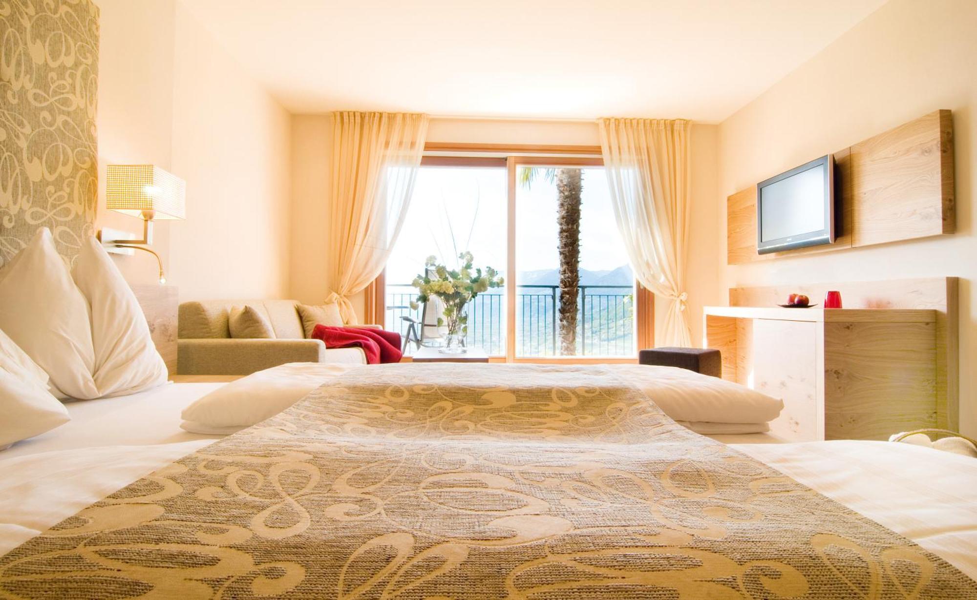 Hotel Kronsbuehel Tirolo Dış mekan fotoğraf
